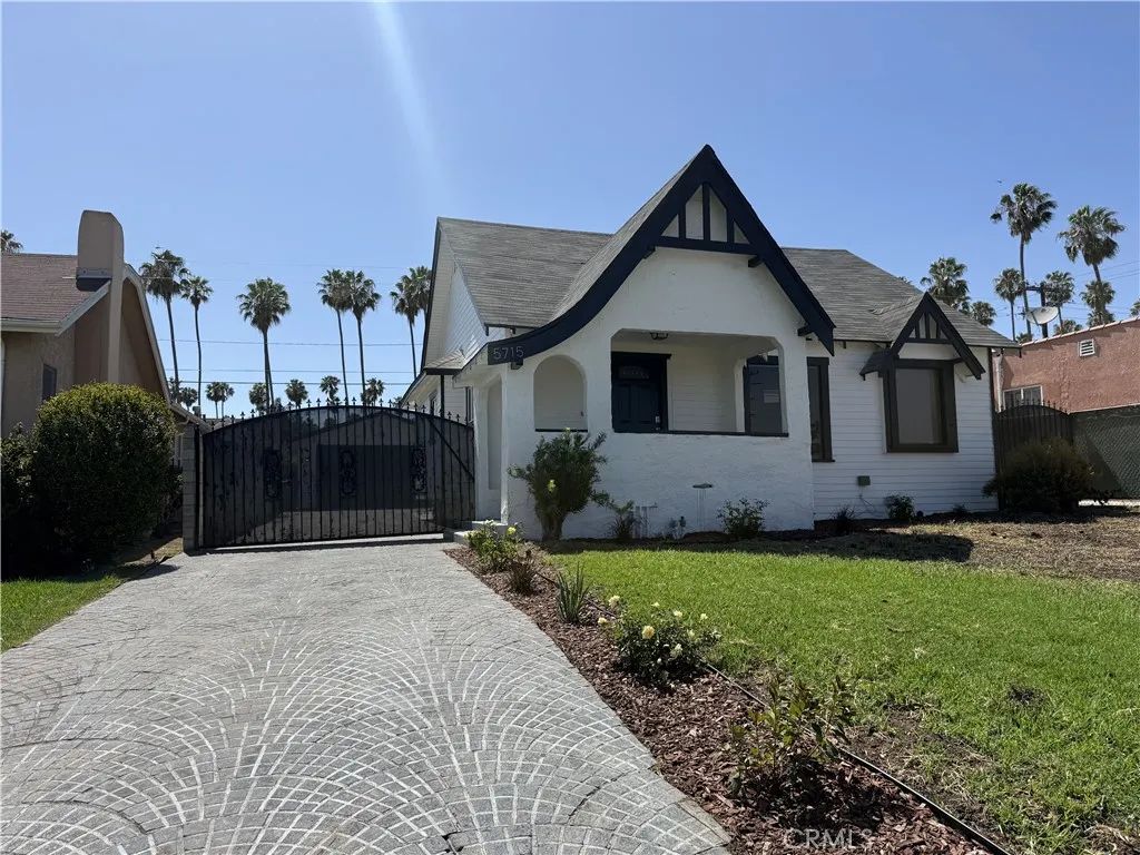5715 Deane, Los Angeles, CA 90043