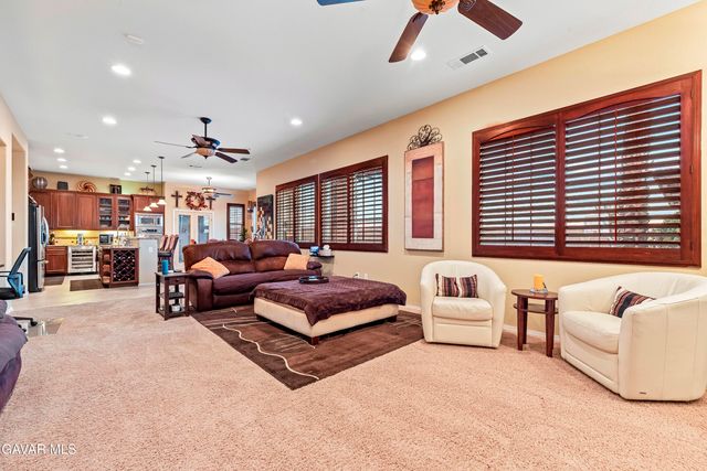 5727 W Ave K-2, Lancaster, CA 93536