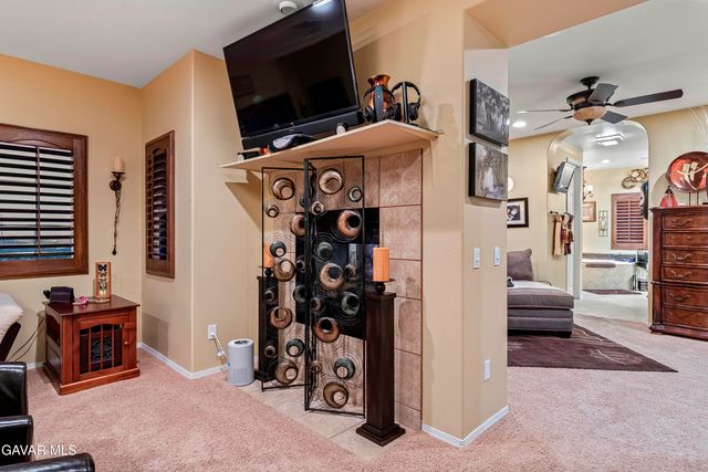 5727 W Ave K-2, Lancaster, CA 93536