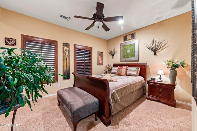 5727 W Ave K-2, Lancaster, CA 93536