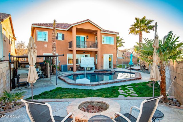 5727 W Ave K-2, Lancaster, CA 93536