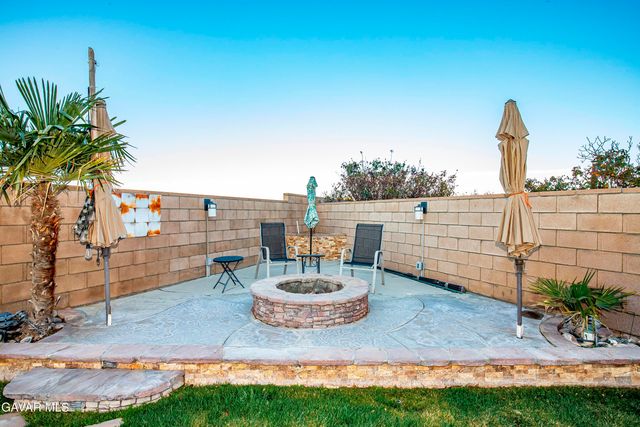 5727 W Ave K-2, Lancaster, CA 93536