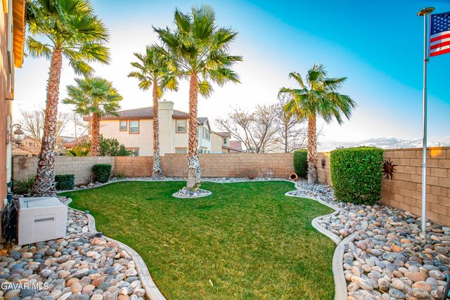 5727 W Ave K-2, Lancaster, CA 93536