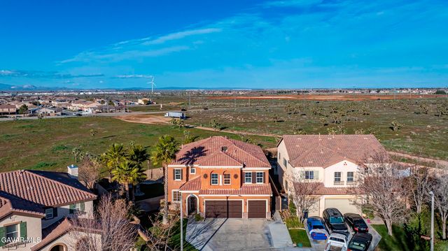 5727 W Ave K-2, Lancaster, CA 93536