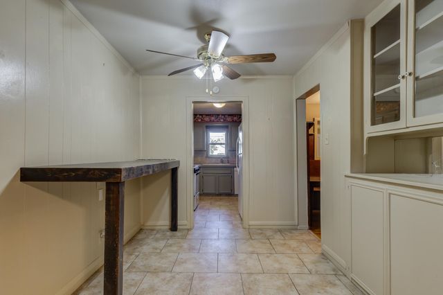 2420 26th Street, Lubbock, TX 79411