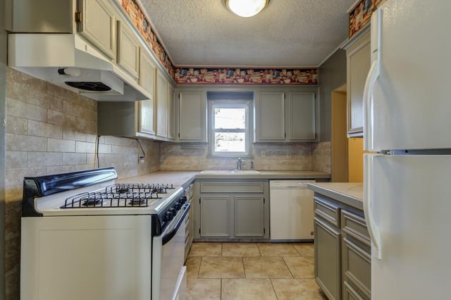 2420 26th Street, Lubbock, TX 79411