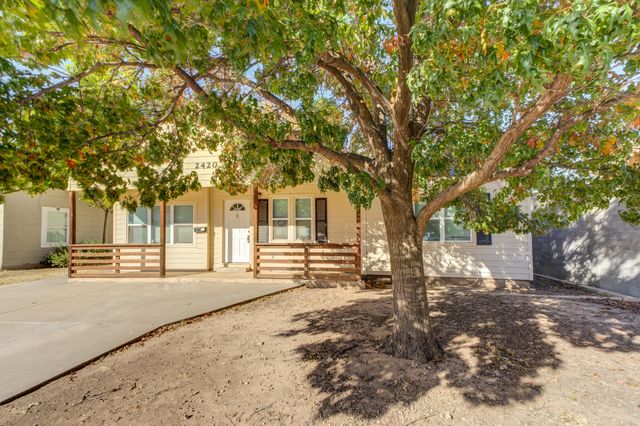 2420 26th Street, Lubbock, TX 79411