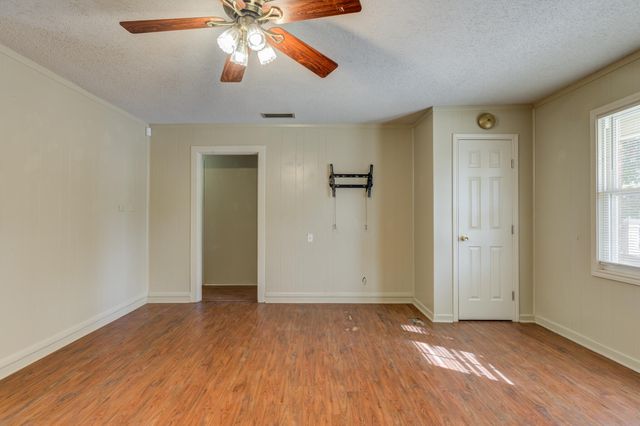 2420 26th Street, Lubbock, TX 79411