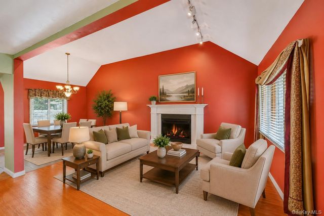 2 Briggs Street, Hicksville, NY 11801