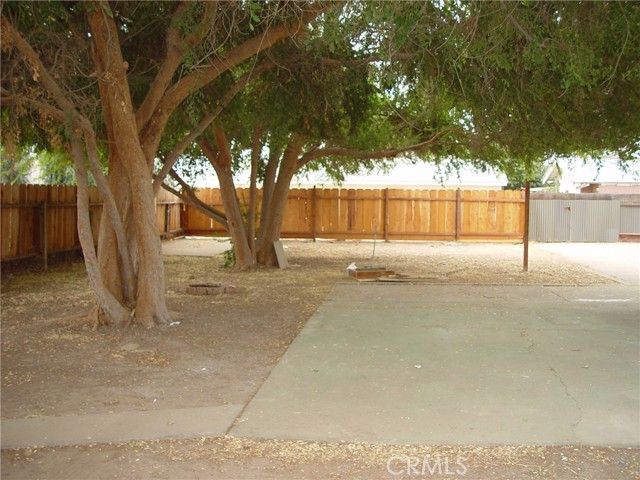 405 Riverside Avenue, Chowchilla, CA 93610