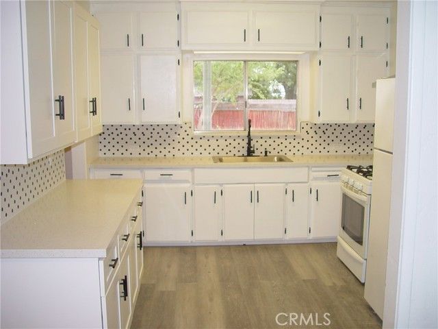 405 Riverside Avenue, Chowchilla, CA 93610