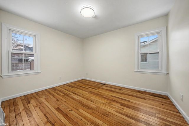 327 E La Salle Ave Avenue, Royal Oak, MI 48073