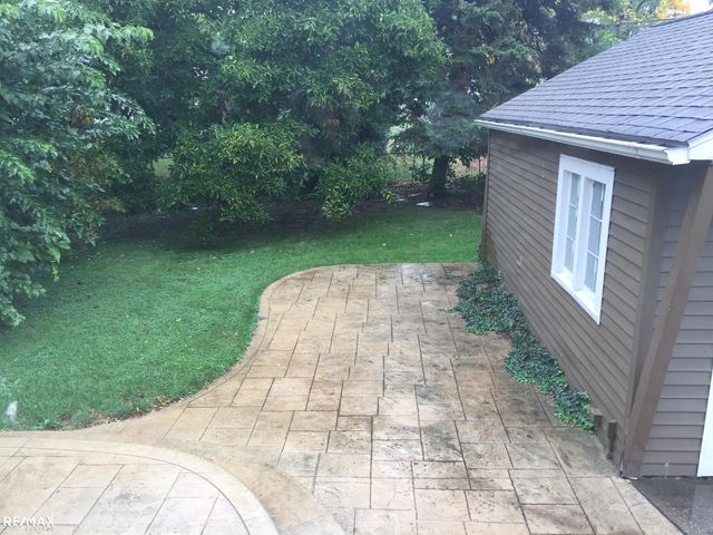 327 E La Salle Ave Avenue, Royal Oak, MI 48073