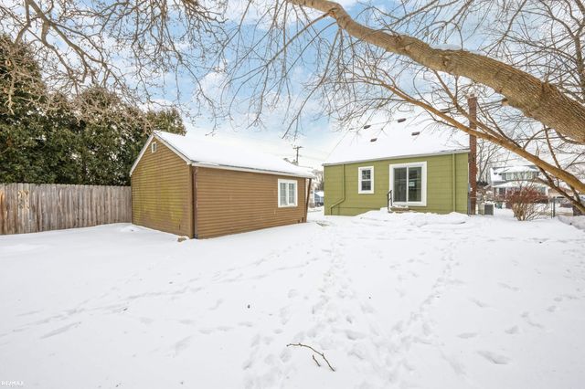 327 E La Salle Ave Avenue, Royal Oak, MI 48073