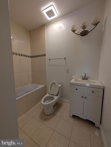 4908 QUARLES ST NE, Washington, DC 20019