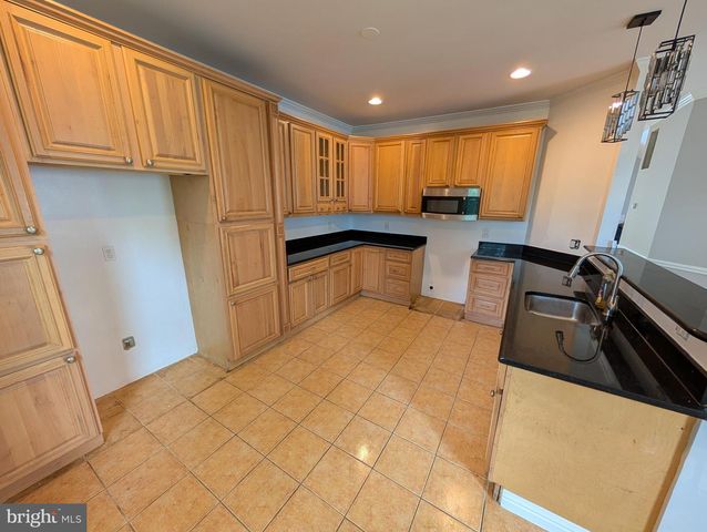 4908 QUARLES ST NE, Washington, DC 20019