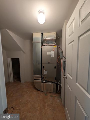 4908 QUARLES ST NE, Washington, DC 20019