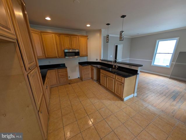 4908 QUARLES ST NE, Washington, DC 20019