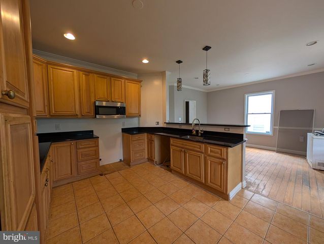 4908 QUARLES ST NE, Washington, DC 20019