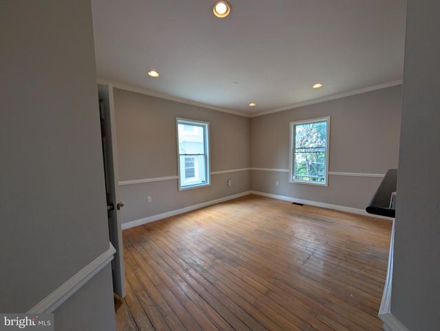 4908 QUARLES ST NE, Washington, DC 20019