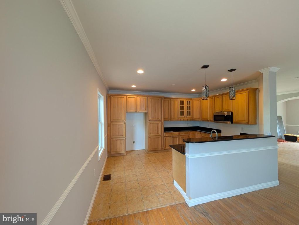 4908 QUARLES ST NE, Washington, DC 20019