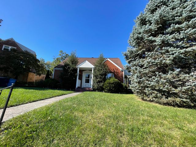 1711 Malvern RD, Roanoke, VA 24015