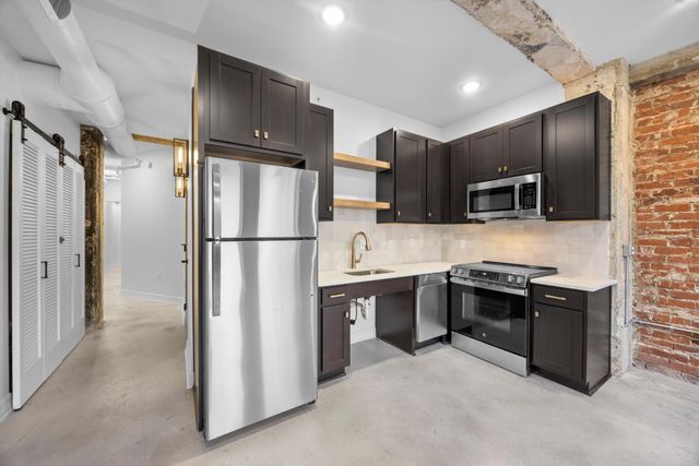 117 E 7th St Apt 506F, Chattanooga, TN 37402