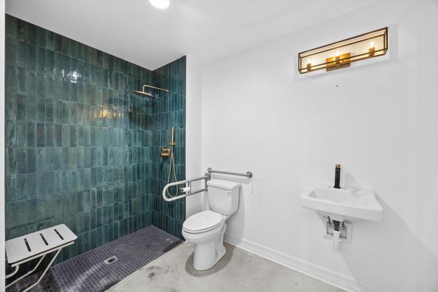 117 E 7th St Apt 506F, Chattanooga, TN 37402