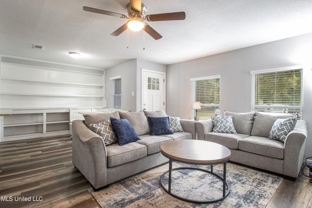226 Milray Lane, Gulfport, MS 39507