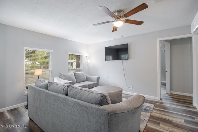 226 Milray Lane, Gulfport, MS 39507