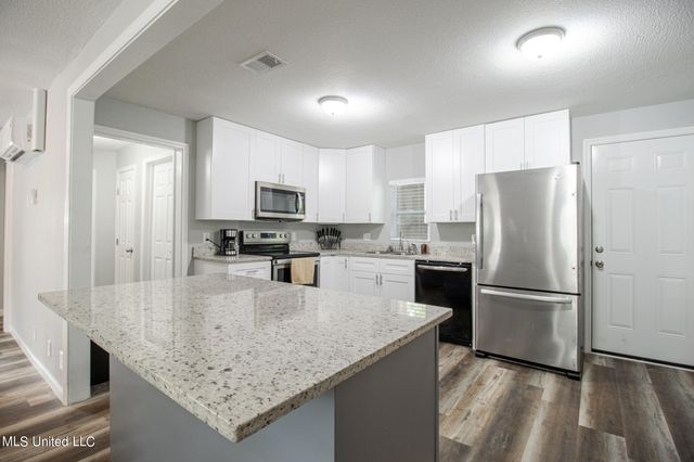 226 Milray Lane, Gulfport, MS 39507