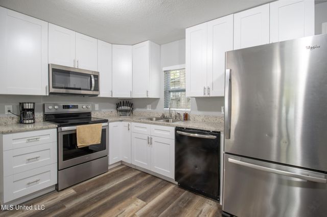 226 Milray Lane, Gulfport, MS 39507