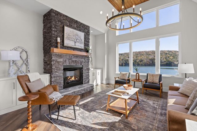 340 Edgewater Way, Jasper, TN 37347