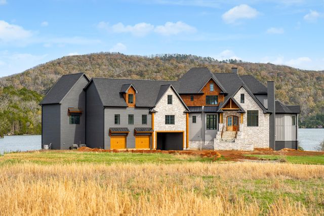 340 Edgewater Way, Jasper, TN 37347