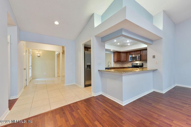 7962 LINKSIDE Drive, Jacksonville, FL 32256