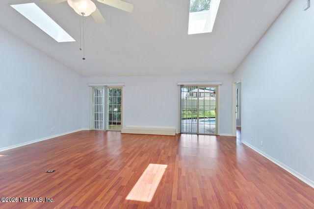 7962 LINKSIDE Drive, Jacksonville, FL 32256
