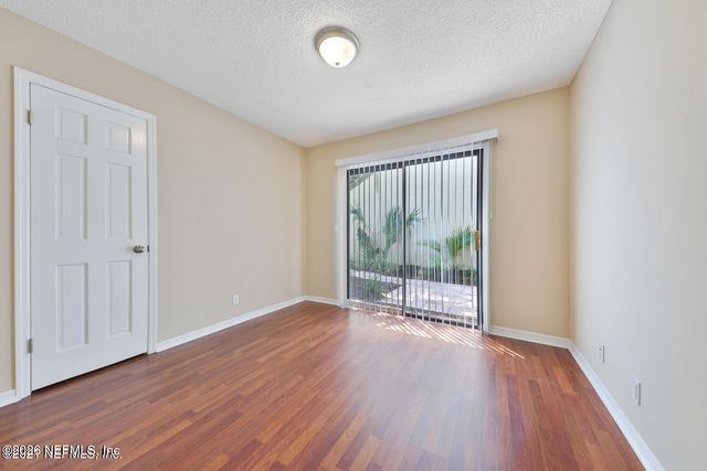 7962 LINKSIDE Drive, Jacksonville, FL 32256