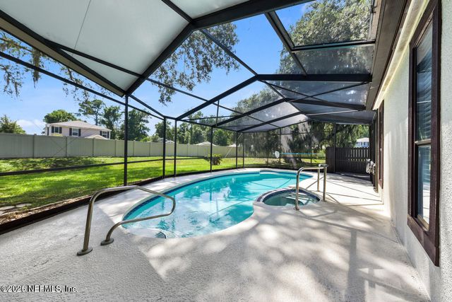 7962 LINKSIDE Drive, Jacksonville, FL 32256