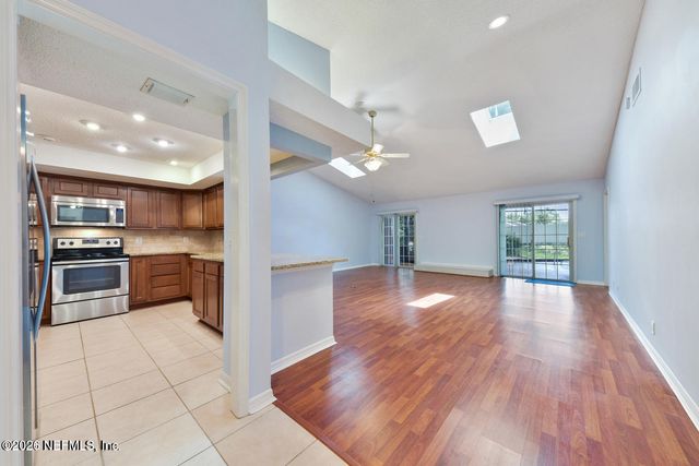 7962 LINKSIDE Drive, Jacksonville, FL 32256
