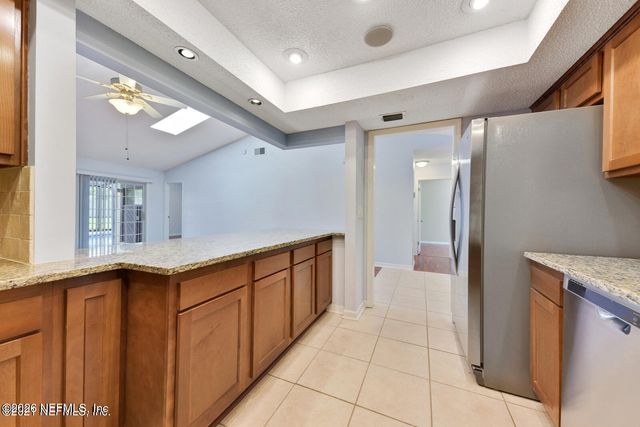 7962 LINKSIDE Drive, Jacksonville, FL 32256