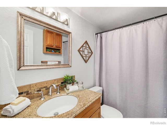 3227 Red Tail Way, Evans, CO 80620
