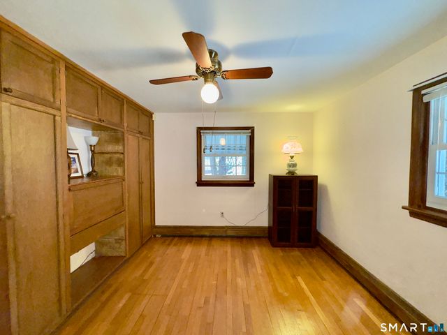 253 Kneeland Road, New Haven, CT 06512