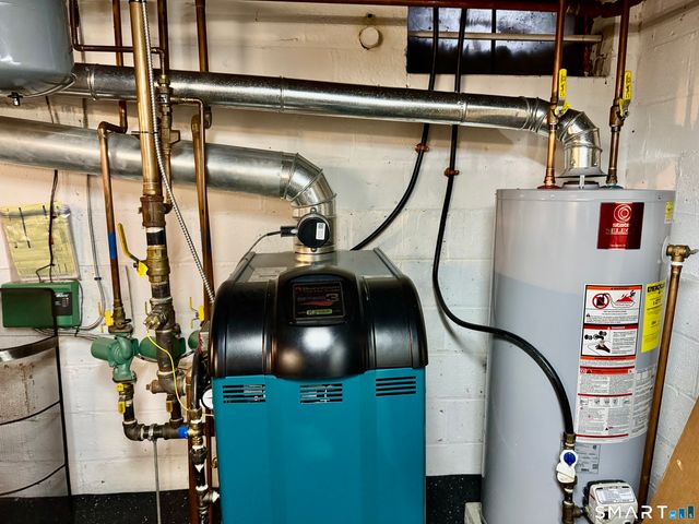 253 Kneeland Road, New Haven, CT 06512