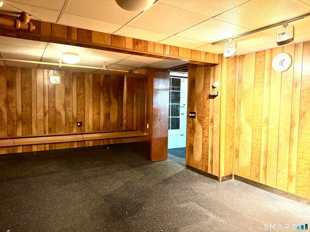 253 Kneeland Road, New Haven, CT 06512