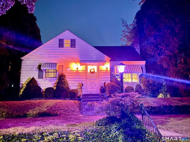 253 Kneeland Road, New Haven, CT 06512