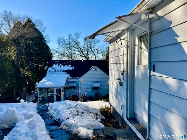 253 Kneeland Road, New Haven, CT 06512