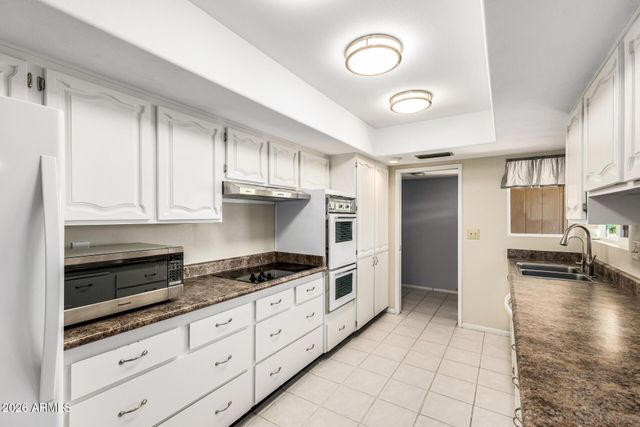 15666 N LAKEFOREST Drive, Sun City, AZ 85351