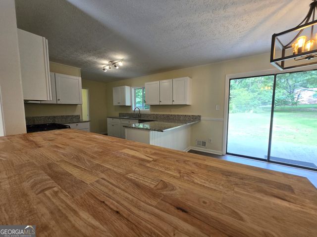 210 Edgewood Drive, Athens, GA 30606