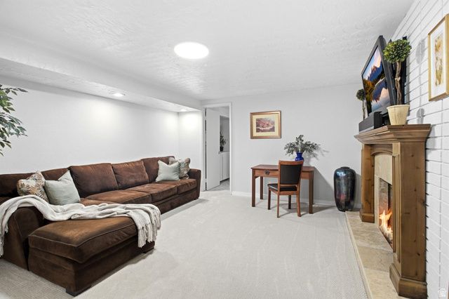 3792 S 2035 E, Millcreek, UT 84109