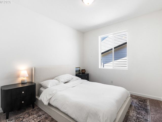 2284 Ne MARIONBERRY Ln, Estacada, OR 97023